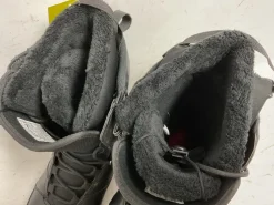 Used Chamonix Mens Snowboard Boots Black Senior 12