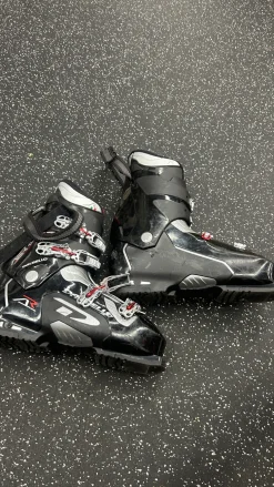 Used Dalbello AERRO 57 Mens DH Ski Boot Black 315 MP - M13.5