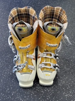 Used Dalbello ELECTRA 8 Womens DH Ski Boot Tan 285 MP - M10.5 - W11.5