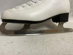 Used DBX Women’s Figure Skates White Senior 5