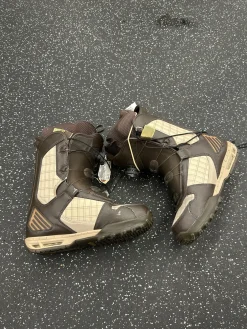 Used DC Shoes JUDGE Mens Snowboard Boots Brown Senior 9