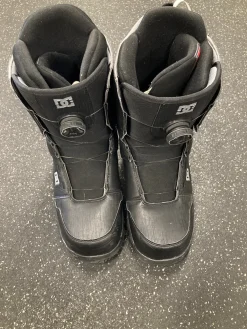 Used DC Shoes SCOUT Mens Snowboard Boots Black Senior 13