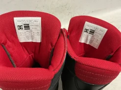 Used DC Shoes YOUTH SCOUT Boys Snowboard Boots Black And Red Junior 03