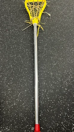 Used DeBeer APEX Wmn Atk/Mid Complete Stick Yellow