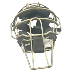 Used Diamond DFM-UMP MASK Umpire Mask
