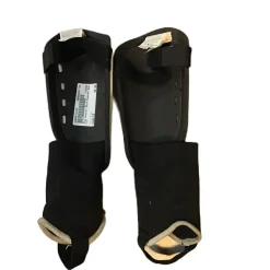 Used Dsg Soccer Shin Guards Adult White LG