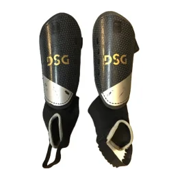 Used Dsg Soccer Shin Guards Adult Black LG