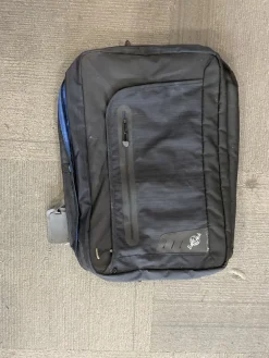 Used Eagle Creek Medium Equipment Bag