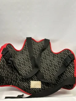 Used Everlast Boxing Pads Black And Red