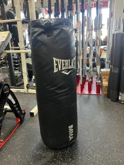 Used Everlast TA.50 Boxing Heavy Bag Black 50 lb