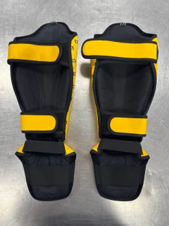 Used FAIRTEX MUAY THAI SHIN PADS SP5 Martial Arts Shin Pads Yellow SM