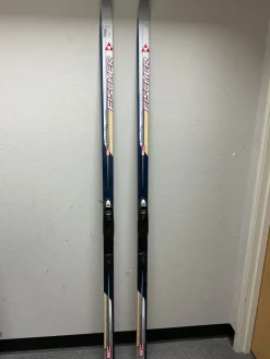 Used Fischer BC COUNTRY CROWN Mens XC Ski/Binding 200 cm