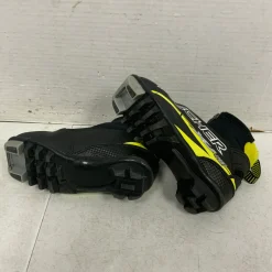 Used Fischer Boys NNN XC Ski Boots Black YT-13