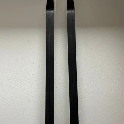 Used Fischer XC RIDGE CROWN Mens XC Ski/Binding White/Black/Royal 210 cm