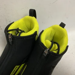 Used Fischer XJ SPRINT Boys NNN XC Ski Boots Black W 05-05.5 / JR 03.5-04