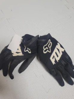 Used Fox DIRTPAW MD Motocross Accessories