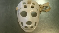 Used GOAL MASK St Hcky Goalie Helmet Yth White SM