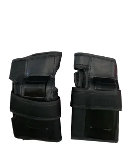 Used Gonex ADULT Inline Protective Set Black MD