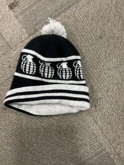 Used Grenade Outerwear Mens Hat Black