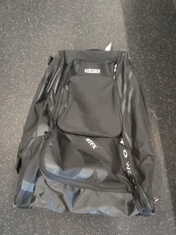Used Grit Sr Hockey Wheeled Black