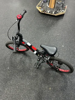 Used GUARDIAN ETHOS Hybrid/City Bike Boys Red 16