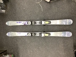 Used Head WILD ONE Womens DH Ski/Binding White 156 cm