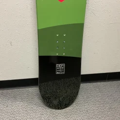 Used Horizon DEFIANCE Mens Snowboard Only Black And Green 158 cm