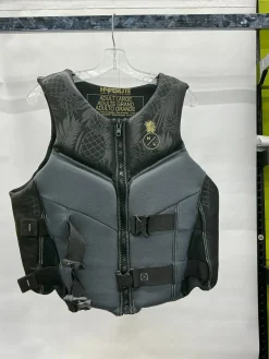 Used Hyperlite Adult PFD Black MD