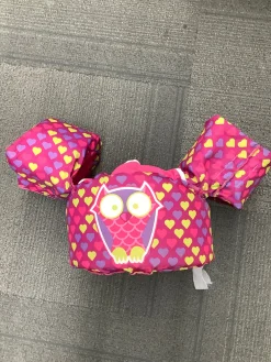 Used Infant PFD Pink Child 30-50