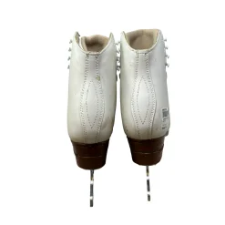 Used Jackson ARTISTE WomensFigure Skate White Senior 4.5