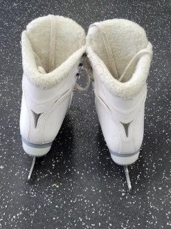 Used Jackson SOFT SKATE Girls Figure Skate White Junior 03