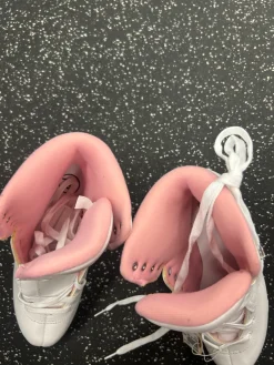 Used Jackson SOFT SKATE WomensFigure Skate White Senior 8