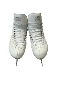 Used JOE FLY WomensFigure Skate None Senior 6.5