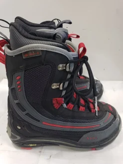 Used K2 CRIQUE Junior 06 Snowboard / Girls Boots