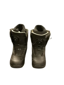 Used K2 K2 Boys Snowboard Boots Black Junior 06