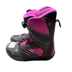 Used K2 KAT BOA Girls Snowboard Boots Black Junior 05