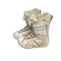 Used K2 KAT BOA Girls Snowboard Boots White Junior 03