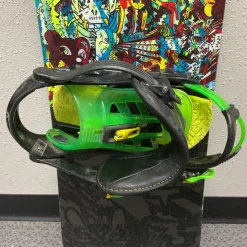 Used K2 VANDAL Boys Board/Binding Black And Green 147 cm