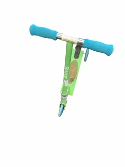 Used KIXI RAZOR 3 WHEEL SCOOTER Scooter Neon Green