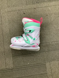 Used Lake Placid ADJ 1-4 Girls Softboot Skate White Adjustable