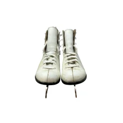Used Lake Placid FIGURE SKATES Girls Figure Skate White Junior 03