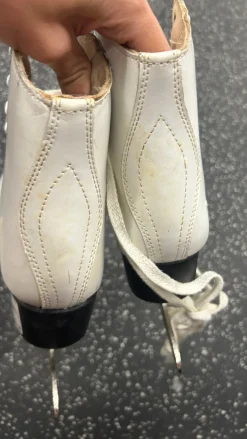 Used Lake Placid WomensFigure Skate White Senior 9