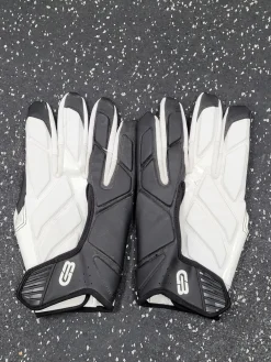 Used LINEMAN FB Gloves Black And White 2X