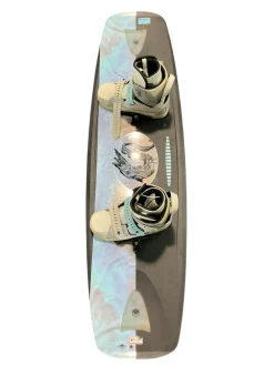 Used Liquid Force ILLUSION WITH SLIGHSHOT BOOTS Wakeboard Royal Blue 152 cm