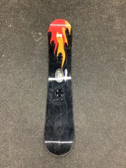 Used Liquid HOT ROD Boys Snowboard Only Red 138 cm