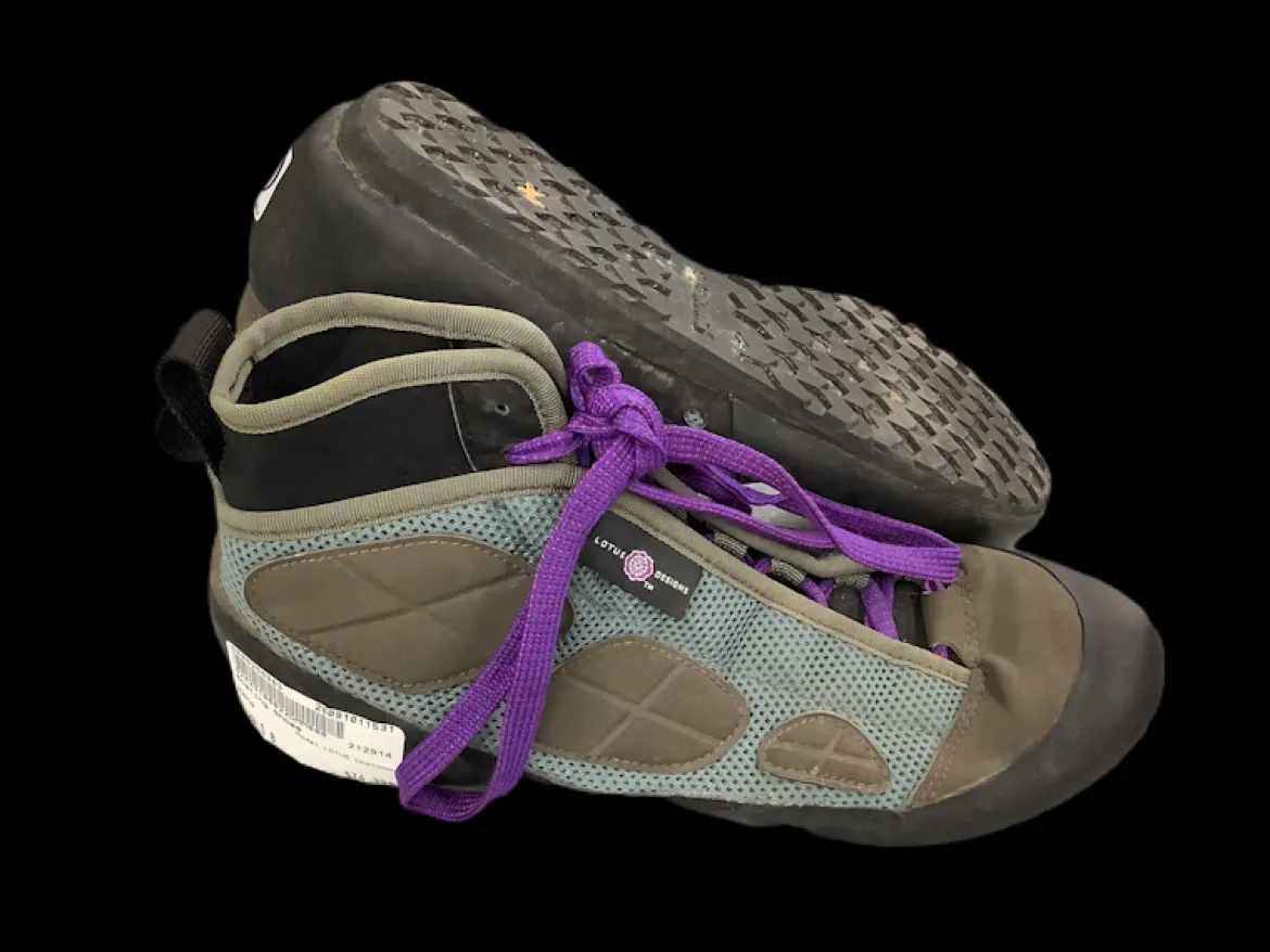 Used LOTUS DESIGNS Climbing Shoes Senior 8
