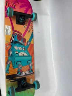 Used Madd Gear AUSTRALIA Complete Skateboard Orange 7 1/2"