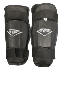 Used Martial Arts Shin Pads Black SM