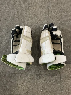 Used Maverik M4 Lacrosse Gloves Mens White MD