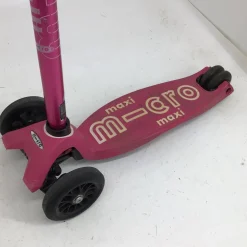 Used MICRO MAXI KICK SCOOTER Scooter Pink